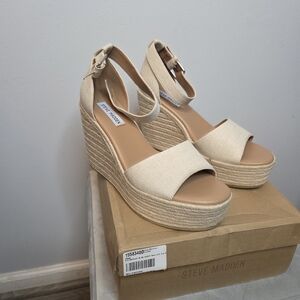 Steve Madden Zullow Ajustable Ankle Straps Women's Cream Wedge Sandals, Sz 9.5